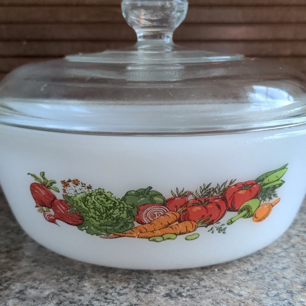 Vintage Jeannette Glass RARE Glasbake Vegetable Medley Casserole Dish 1 Quart